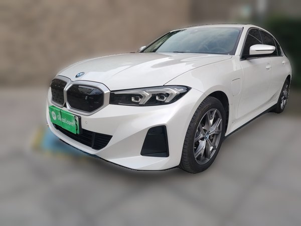BMW i3 · 2024 год