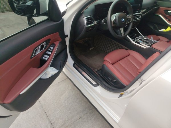 BMW i3 2024, 30200 км, за 25036 USD - фото 17
