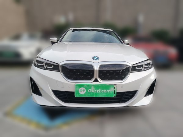 BMW i3 2024, 30200 км, за 25036 USD