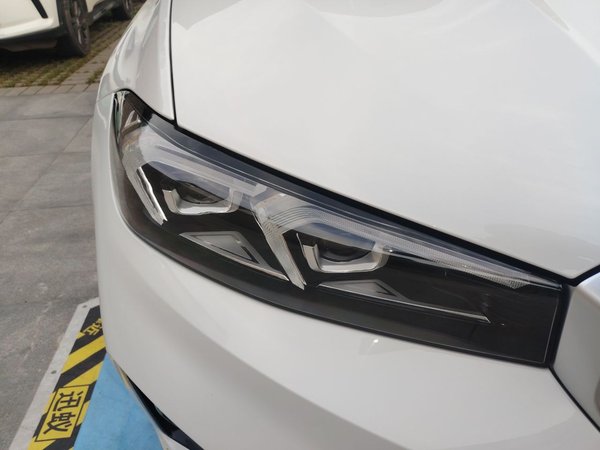 BMW i3 2024, 30200 км, за 25036 USD - фото 7