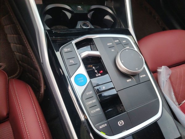 BMW i3 2024, 30200 км, за 25036 USD - фото 15
