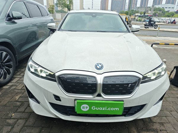BMW i3 2024, 51000 км, за 22159 USD