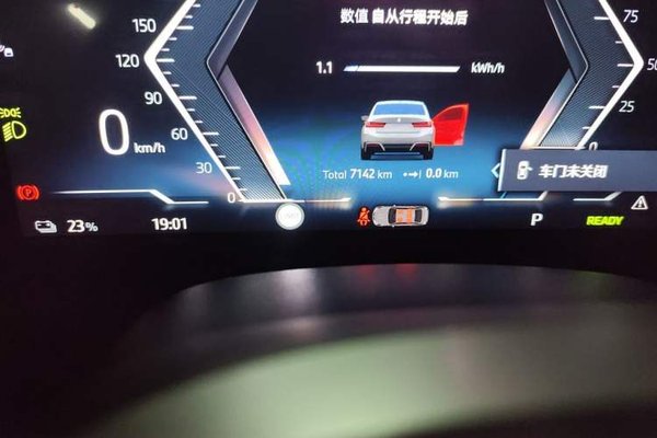 BMW i3 2025, 7100 км, за 31165 USD - фото 13