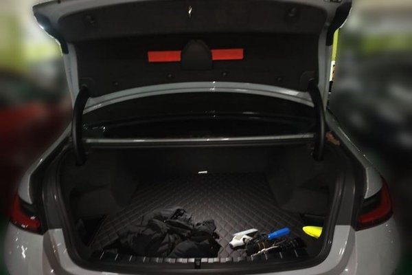 BMW i3 2025, 7100 км, за 31165 USD - фото 20