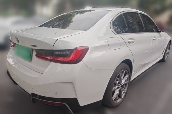 BMW i3 2025, 24100 км, за 25374 USD - фото 6