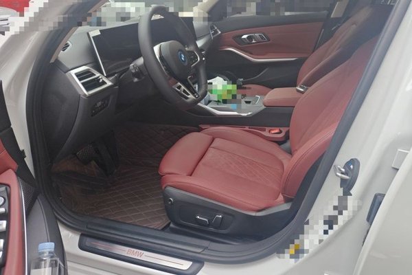 BMW i3 2025, 24100 км, за 25374 USD - фото 19