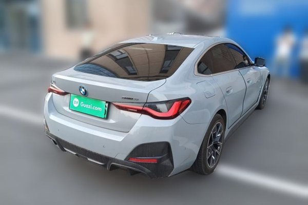 BMW i4 2023, 13500 км, за 29629 USD - фото 6