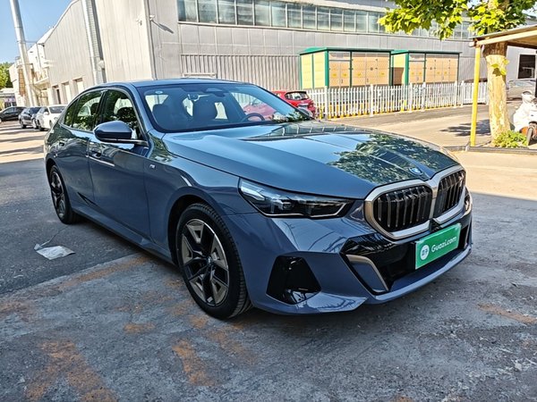 BMW i5 2024, 18400 км, за 35719 USD