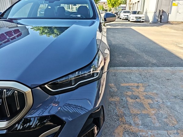 BMW i5 2024, 18400 км, за 35719 USD - фото 9
