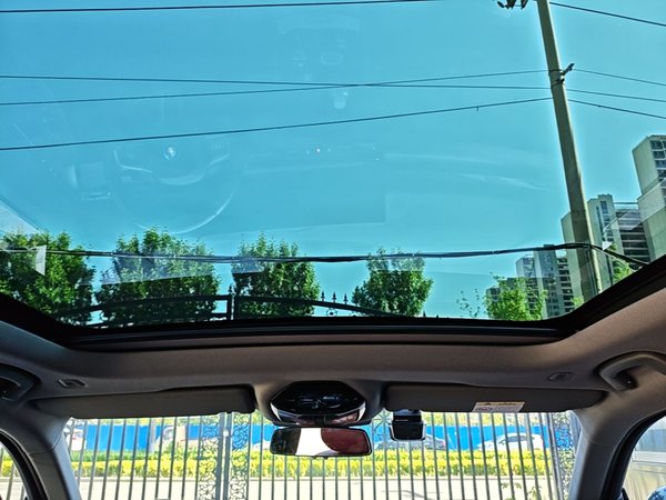BMW i5 2024, 18400 км, за 35719 USD - фото 21