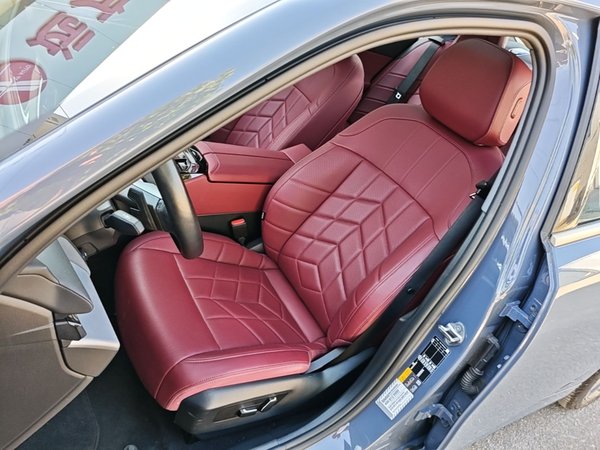 BMW i5 2024, 18400 км, за 35719 USD - фото 18
