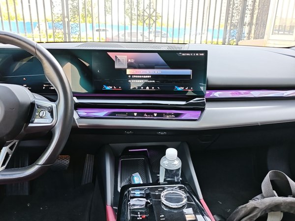 BMW i5 2024, 18400 км, за 35719 USD - фото 16