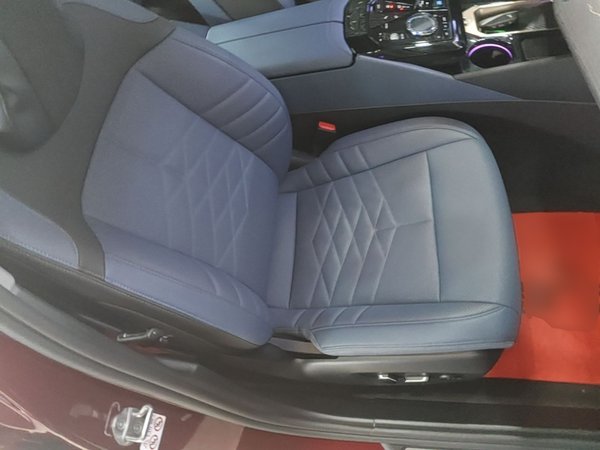 BMW i5 2024, 28700 км, за 37624 USD - фото 23