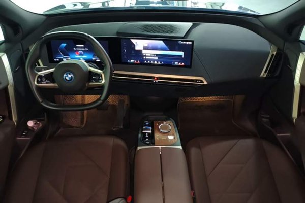 BMW iX 2023, 47100 км, за 38102 USD - фото 12