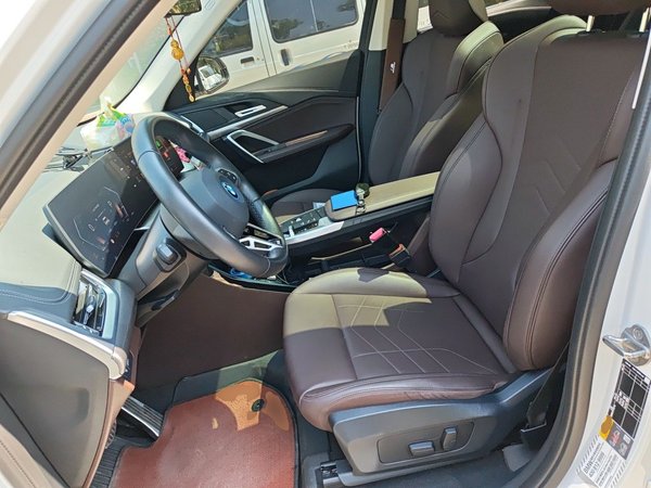 BMW iX1 2023, 14700 км, за 20978 USD - фото 16