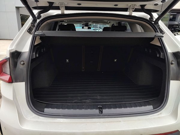 BMW iX1 2023, 25400 км, за 22245 USD - фото 22