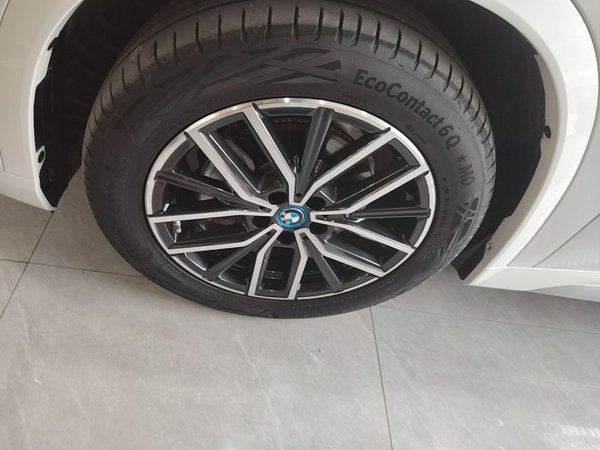BMW iX1 2023, 35800 км, за 20089 USD - фото 8