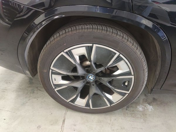 BMW iX3 2022, 78800 км, за 24439 USD - фото 10