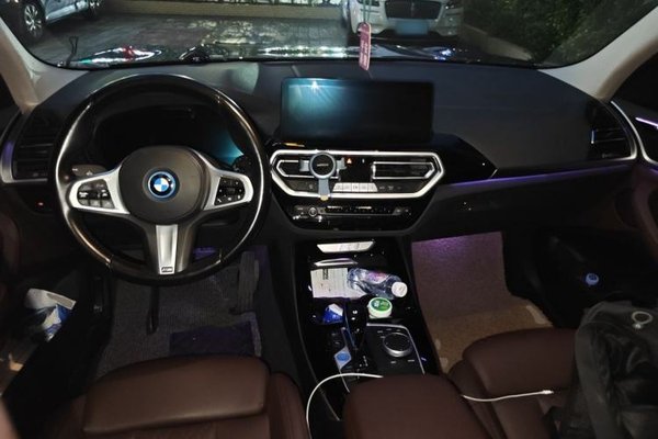 BMW iX3 2022, 121199 км, за 18227 USD - фото 9