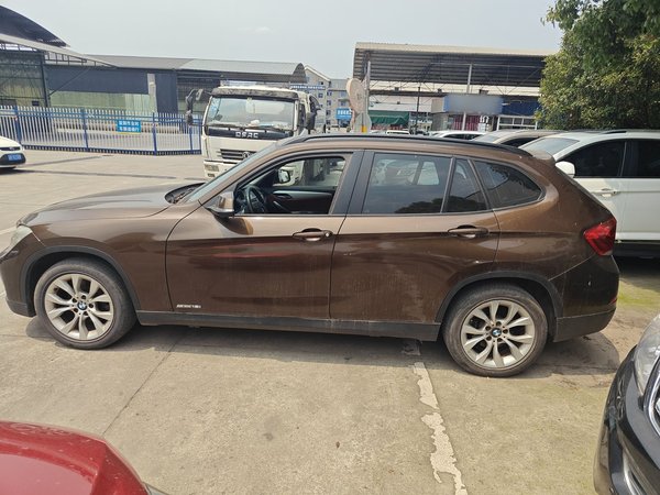 BMW X1 2013, 125200 км, за 5984 USD