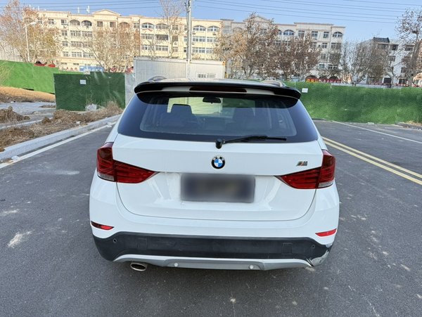 BMW X1 2013 sDrive18i Fashion Model, 2013 года