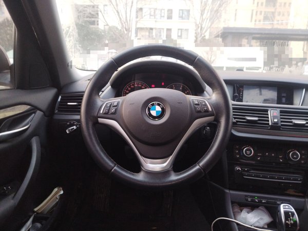 BMW X1 2015, 88900 км, за 7639 USD - фото 11