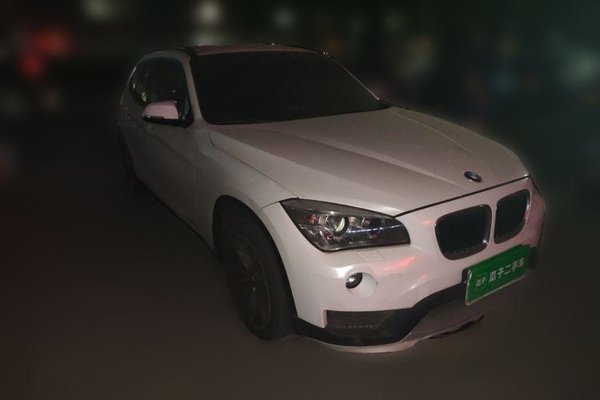 BMW X1 2015, 64100 км, за 6006 USD