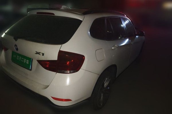 BMW X1 2015, 64100 км, за 6006 USD