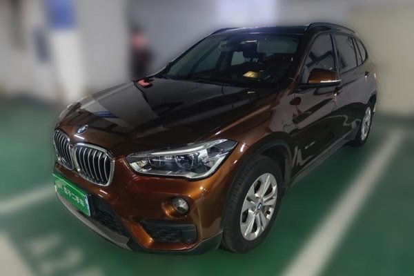 BMW X1 · 2016 год