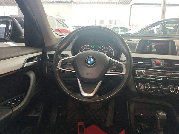 BMW X1 2016, 95700 км, за 8544 USD