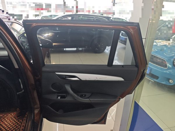 BMW X1 2016 sDrive18Li Premium Edition, 2016 года