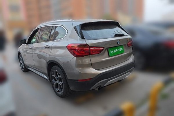 BMW X1 2016, 125600 км, за 7092 USD