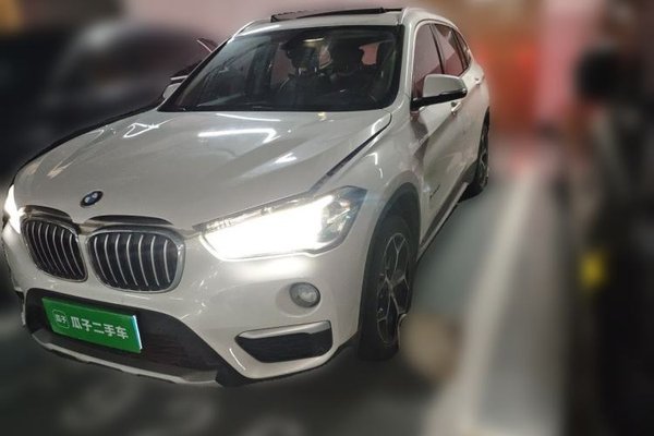 BMW X1 · 2016 год