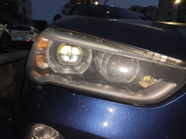 BMW X1 · 2018 год