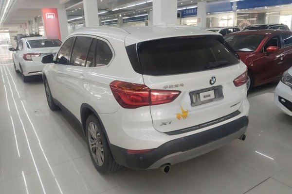 BMW X1 2018, 100300 км, за 12718 USD