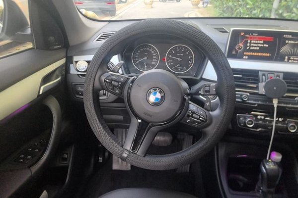 BMW X1 2018, 90500 км, за 9451 USD