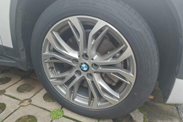 BMW X1 2018, 93400 км, за 10957 USD