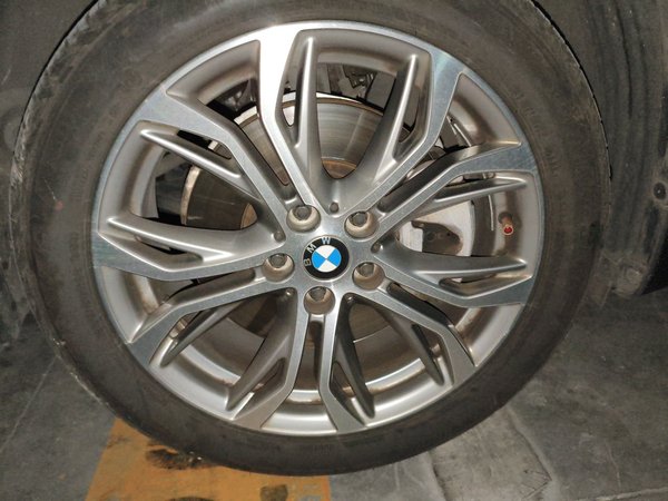 BMW X1 2019, 71500 км, за 13782 USD