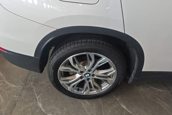 BMW X1 2019, 77300 км, за 15106 USD - фото 10