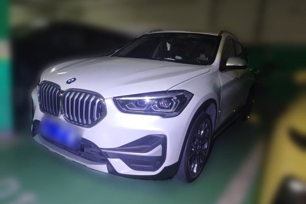BMW X1 · 2020 год