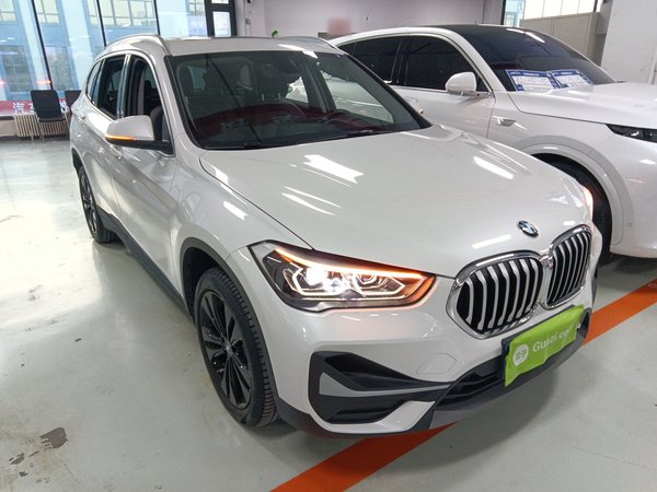 BMW X1 2021 sDrive20Li Fashion Model, 2021 года