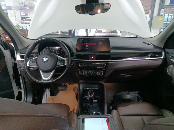 BMW X1 2021, 60599 км, за 15922 USD - фото 9
