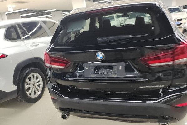 BMW X1 2021, 87800 км, за 15289 USD