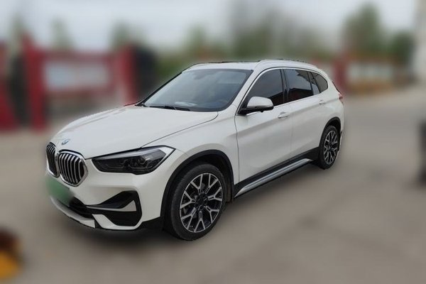 BMW X1 · 2021 год