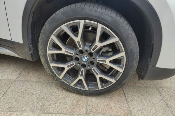 BMW X1 2021, 25700 км, за 19949 USD