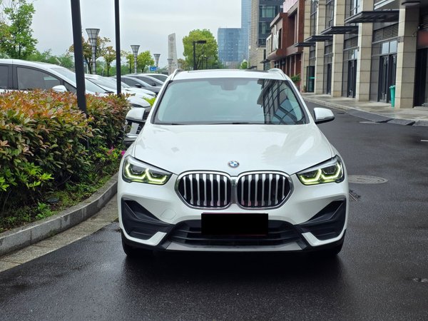 BMW X1 2021, 60900 км, за 19888 USD