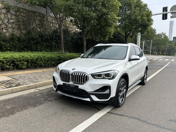 BMW X1 2022 sDrive20Li Fashion Model