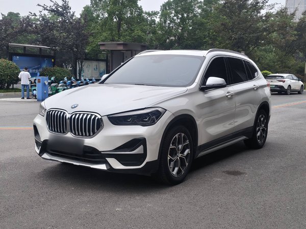 BMW X1 2022 sDrive20Li Luxury Model
