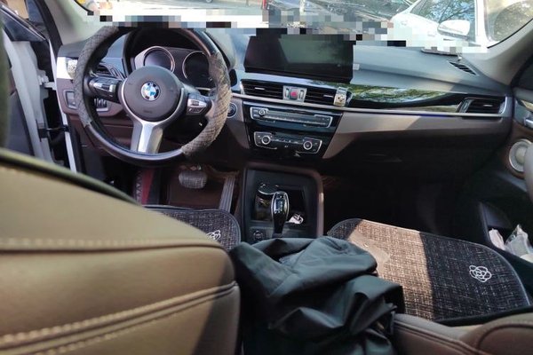 BMW X1 2022, 35000 км, за 9999999 USD