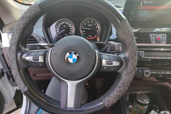 BMW X1 2022, 35000 км, за 9999999 USD